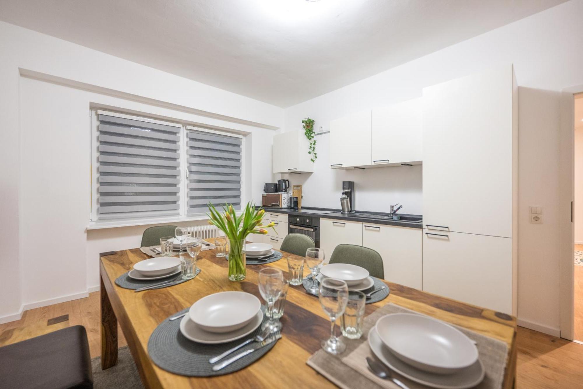 Neu: 100M² - Ideal Fuer Familien/Geschaeftsr. - Hbf Koblenz  Exterior foto
